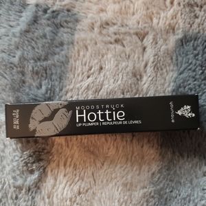 Younique Hottie Lip Plumper